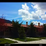 Eu Zin Gasthof Vitina